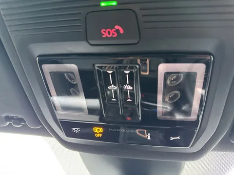 DF25JCO CUPRA Formentor 2.0 TSI 333 VZ2 5dr DSG 4Drive **Panoramic sunroof** Thumbnail #46