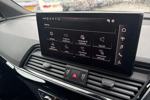 YF73HYK Audi Q5 50 TFSI e Quattro Black Edition 5dr S Tronic Thumbnail #46