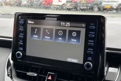 SM72BHF Toyota Corolla 1.8 VVT-h Icon Touring Sports CVT Euro 6 (s/s) 5dr Thumbnail #48