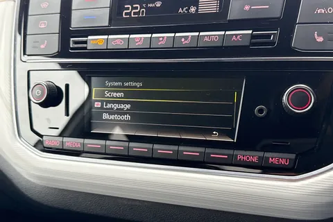 DK71WXF SEAT Mii 61kW One 36.8kWh 5dr Auto Thumbnail #48