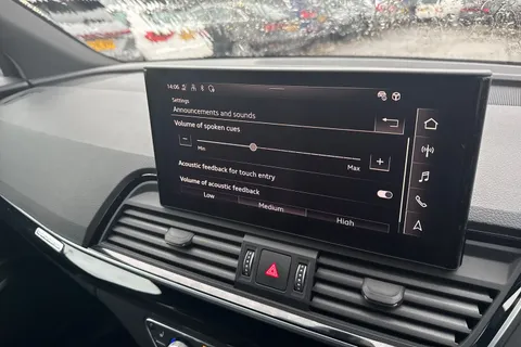 YF73HYK Audi Q5 50 TFSI e Quattro Black Edition 5dr S Tronic Thumbnail #50