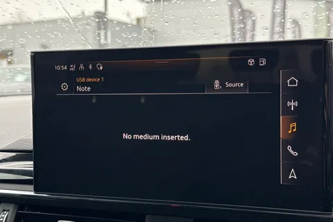 SA73YPL Audi A4 Avant Avant (O) Black Edition 35 TDI 163 PS S tronic Thumbnail #54