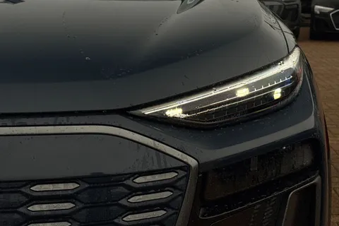 KY25EJV Audi Q6 E-Tron Q6 SUV S line e-tron performance 225,00 kW Thumbnail #56