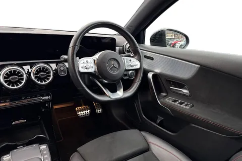 WN23RUW Mercedes-Benz A Class 1.3 A200 AMG Line (Executive) 7G-DCT Euro 6 (s/s) 5dr Thumbnail #14