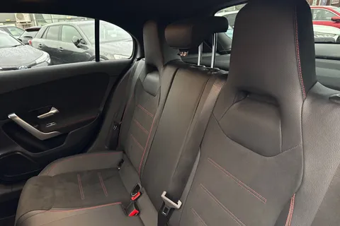 WN23RUW Mercedes-Benz A Class 1.3 A200 AMG Line (Executive) 7G-DCT Euro 6 (s/s) 5dr Thumbnail #15