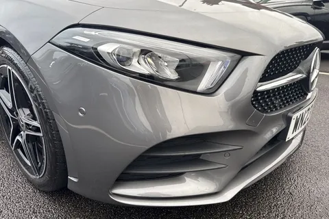 WN23RUW Mercedes-Benz A Class 1.3 A200 AMG Line (Executive) 7G-DCT Euro 6 (s/s) 5dr Thumbnail #18