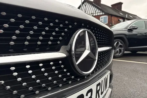 WN23RUW Mercedes-Benz A Class 1.3 A200 AMG Line (Executive) 7G-DCT Euro 6 (s/s) 5dr Thumbnail #29