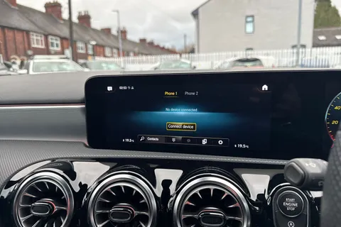 WN23RUW Mercedes-Benz A Class 1.3 A200 AMG Line (Executive) 7G-DCT Euro 6 (s/s) 5dr Thumbnail #30