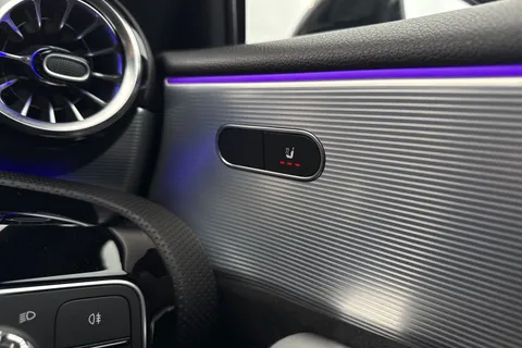 WN23RUW Mercedes-Benz A Class 1.3 A200 AMG Line (Executive) 7G-DCT Euro 6 (s/s) 5dr Thumbnail #51