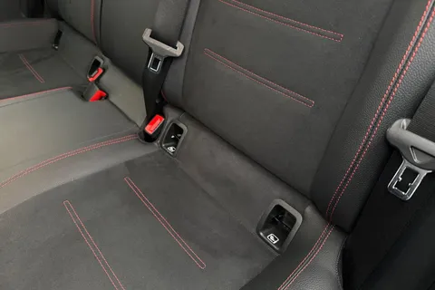 WN23RUW Mercedes-Benz A Class 1.3 A200 AMG Line (Executive) 7G-DCT Euro 6 (s/s) 5dr Thumbnail #52