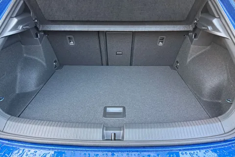  Volkswagen T-Roc 1.5 TSI Style Design Euro 6 (s/s) 5dr Thumbnail #6