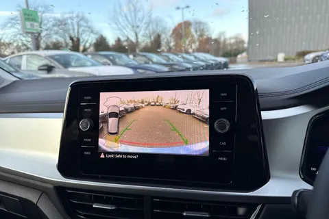  Volkswagen T-Roc 1.5 TSI Match DSG Euro 6 (s/s) 5dr Thumbnail #46