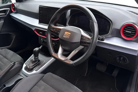 LO72GVZ SEAT Arona 1.0 TSI FR Sport DSG Euro 6 (s/s) 5dr Thumbnail #14