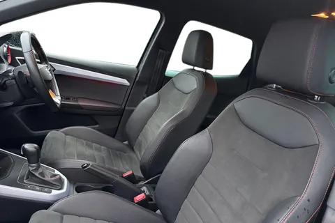 LO72GVZ SEAT Arona 1.0 TSI FR Sport DSG Euro 6 (s/s) 5dr Thumbnail #16