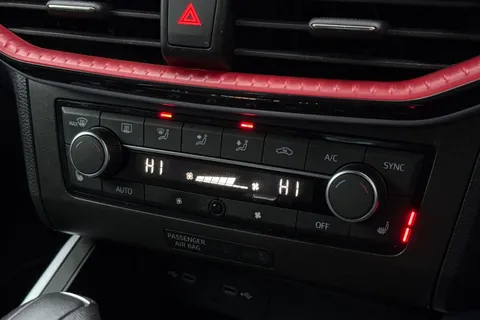 LO72GVZ SEAT Arona 1.0 TSI FR Sport DSG Euro 6 (s/s) 5dr Thumbnail #22