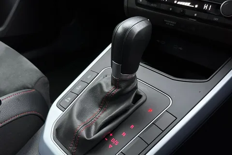 LO72GVZ SEAT Arona 1.0 TSI FR Sport DSG Euro 6 (s/s) 5dr Thumbnail #23