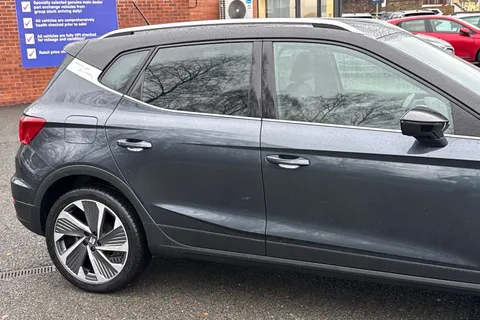 LO72GVZ SEAT Arona 1.0 TSI FR Sport DSG Euro 6 (s/s) 5dr Thumbnail #30