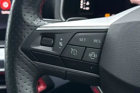 LO72GVZ SEAT Arona 1.0 TSI FR Sport DSG Euro 6 (s/s) 5dr Thumbnail #41