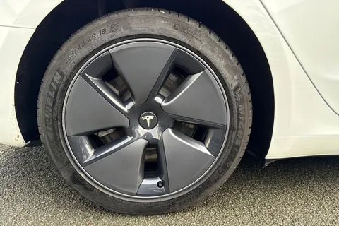 MM72JXU Tesla Model 3 Auto RWD 4dr Thumbnail #12