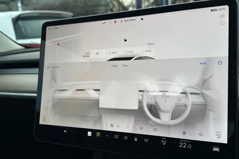 MM72JXU Tesla Model 3 Auto RWD 4dr Thumbnail #23