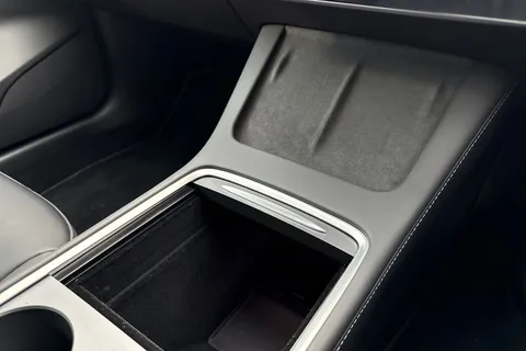 MM72JXU Tesla Model 3 Auto RWD 4dr Thumbnail #34