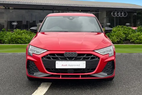 KY74DZP Audi A3 Black Edition 40 TFSI e  204 PS S tronic Thumbnail #5