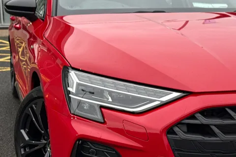 KY74DZP Audi A3 Black Edition 40 TFSI e  204 PS S tronic Thumbnail #8