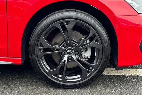 KY74DZP Audi A3 Black Edition 40 TFSI e  204 PS S tronic Thumbnail #10