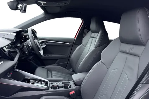 KY74DZP Audi A3 Black Edition 40 TFSI e  204 PS S tronic Thumbnail #15