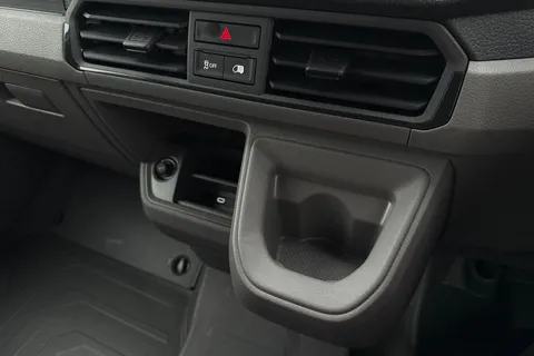 DC75EWB Volkswagen Crafter CR35 Panel van Commerce Plus MWB 140 2.0 TDI 8sp Aut - MY25/Rear Camera Thumbnail #22