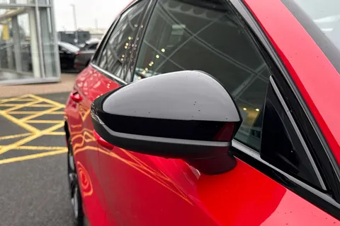 KY74DZP Audi A3 Black Edition 40 TFSI e  204 PS S tronic Thumbnail #26