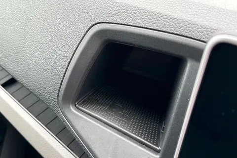 DC75EWB Volkswagen Crafter CR35 Panel van Commerce Plus MWB 140 2.0 TDI 8sp Aut - MY25/Rear Camera Thumbnail #37