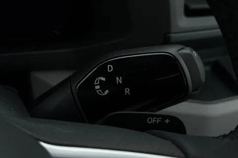 DC75EWB Volkswagen Crafter CR35 Panel van Commerce Plus MWB 140 2.0 TDI 8sp Aut - MY25/Rear Camera Thumbnail #42