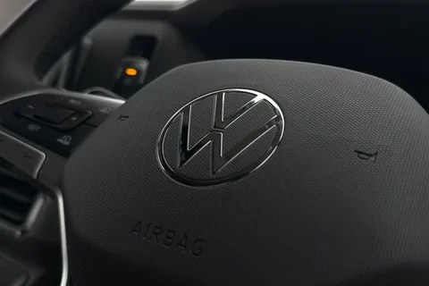 DC75EWB Volkswagen Crafter CR35 Panel van Commerce Plus MWB 140 2.0 TDI 8sp Aut - MY25/Rear Camera Thumbnail #43