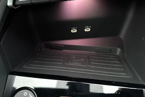 KY74DZP Audi A3 Black Edition 40 TFSI e  204 PS S tronic Thumbnail #53