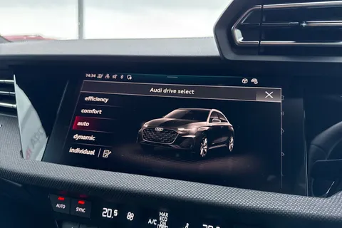 KY74DZP Audi A3 Black Edition 40 TFSI e  204 PS S tronic Thumbnail #55