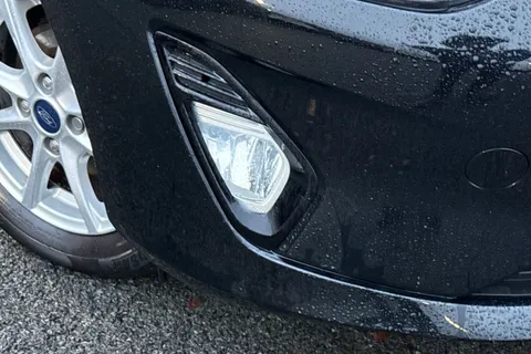 ML68UTZ Ford Fiesta 1.1 Ti-VCT Zetec Euro 6 (s/s) 5dr Thumbnail #26