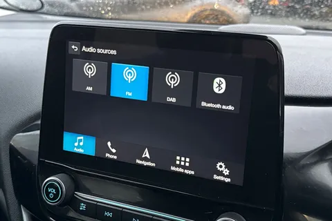 ML68UTZ Ford Fiesta 1.1 Ti-VCT Zetec Euro 6 (s/s) 5dr Thumbnail #46