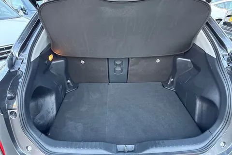 PN23SXX Toyota Yaris Cross 1.5 VVT-h Excel E-CVT Euro 6 (s/s) 5dr Thumbnail #8