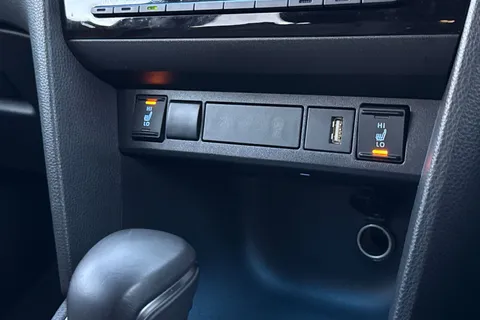 PN23SXX Toyota Yaris Cross 1.5 VVT-h Excel E-CVT Euro 6 (s/s) 5dr Thumbnail #32