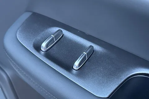  Jaecoo 7 1.5T SHS 18.3kWh Luxury SUV 5dr Petrol Plug-in Hybrid Auto Euro 6 (s/s) (204 ps) Thumbnail #39