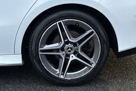 LM20KYO Mercedes-Benz Cla Class 1.3 CLA180 AMG Line (Premium Plus 2) Coupe 7G-DCT Euro 6 (s/s) 4dr Thumbnail #12