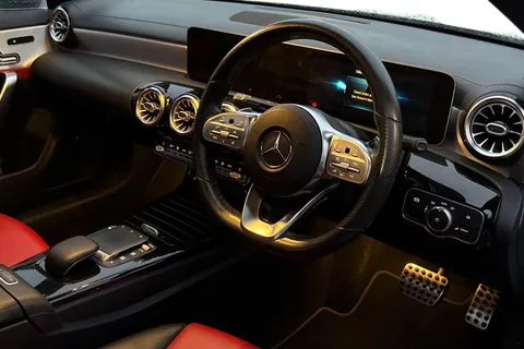 LM20KYO Mercedes-Benz Cla Class 1.3 CLA180 AMG Line (Premium Plus 2) Coupe 7G-DCT Euro 6 (s/s) 4dr Thumbnail #14