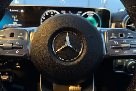 LM20KYO Mercedes-Benz Cla Class 1.3 CLA180 AMG Line (Premium Plus 2) Coupe 7G-DCT Euro 6 (s/s) 4dr Thumbnail #39