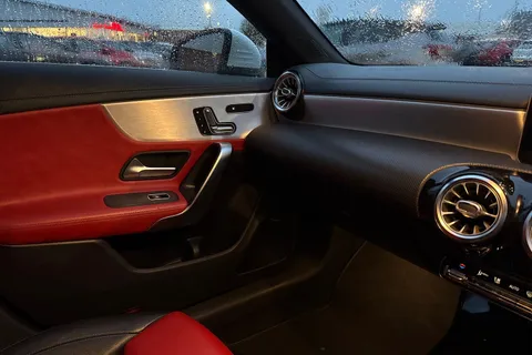 LM20KYO Mercedes-Benz Cla Class 1.3 CLA180 AMG Line (Premium Plus 2) Coupe 7G-DCT Euro 6 (s/s) 4dr Thumbnail #45