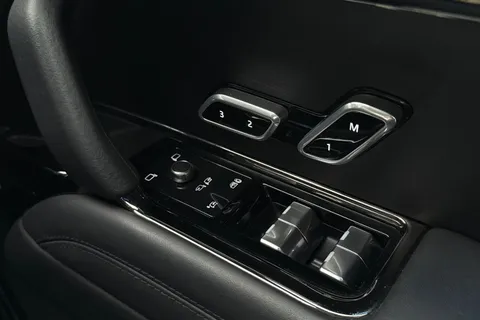 DL23VUK Land Rover Range Rover Sport 3.0 D350 Autobiography 5dr Thumbnail #26