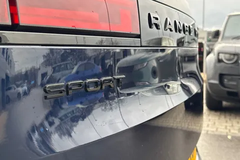 DL23VUK Land Rover Range Rover Sport 3.0 D350 Autobiography 5dr Thumbnail #30