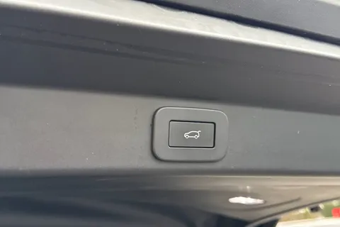 DL23VUK Land Rover Range Rover Sport 3.0 D350 Autobiography 5dr Thumbnail #33