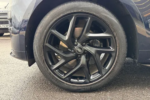 DL23VUK Land Rover Range Rover Sport 3.0 D350 Autobiography 5dr Thumbnail #36