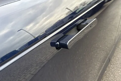 DL23VUK Land Rover Range Rover Sport 3.0 D350 Autobiography 5dr Thumbnail #42